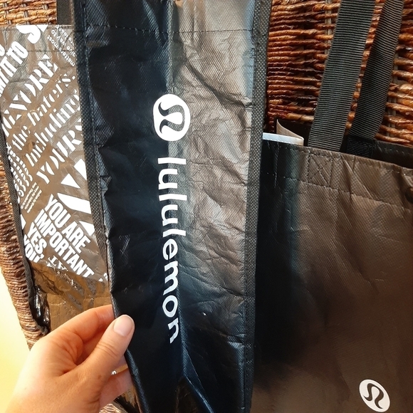 Lululemon Bundle Reusable Shopping Totes Gift Bags Black White Large Logo Gym - Picture 2 of 6